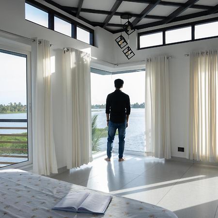 Shiphouse Alappuzha Exterior photo