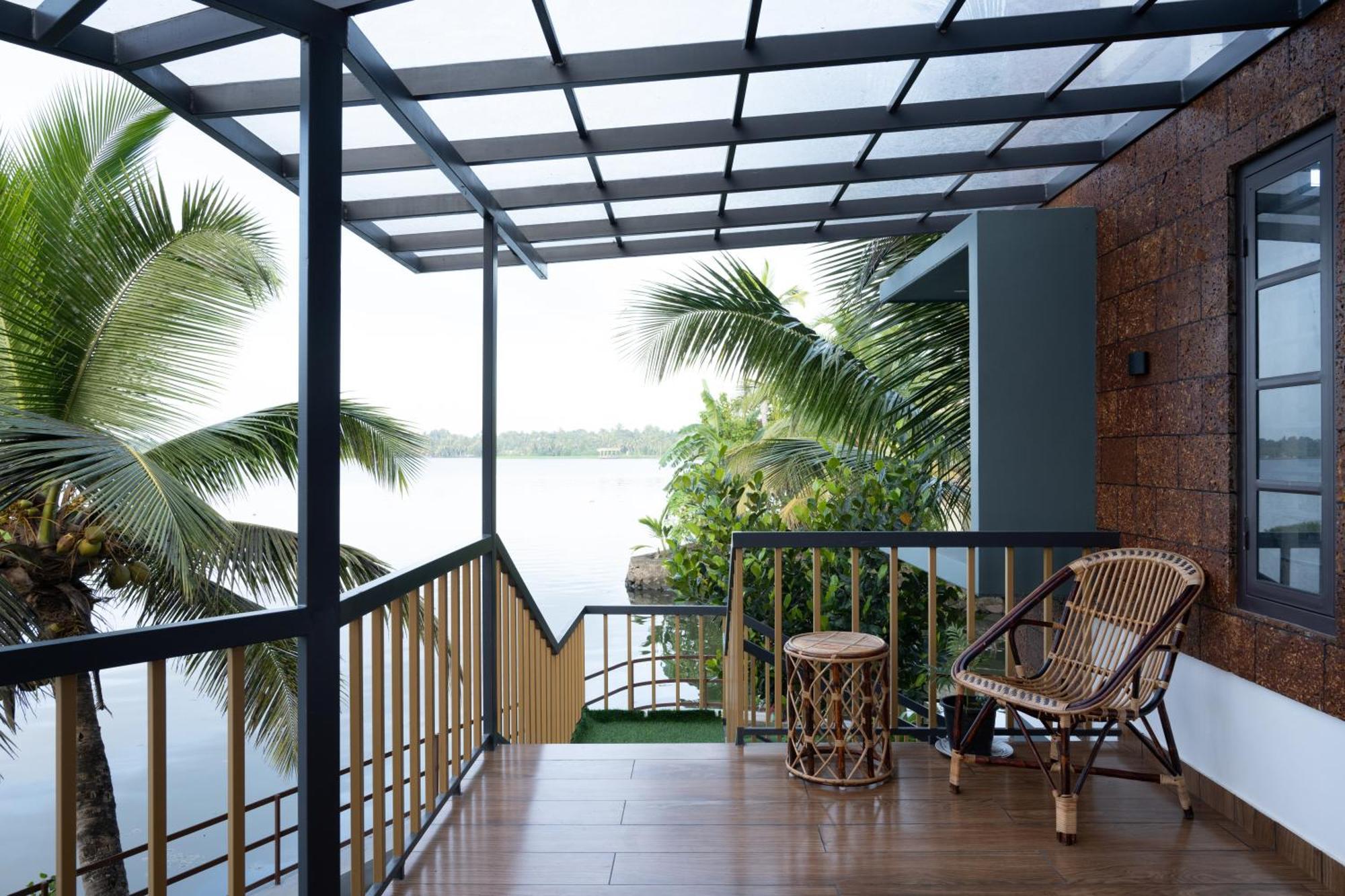 Shiphouse Alappuzha Exterior photo